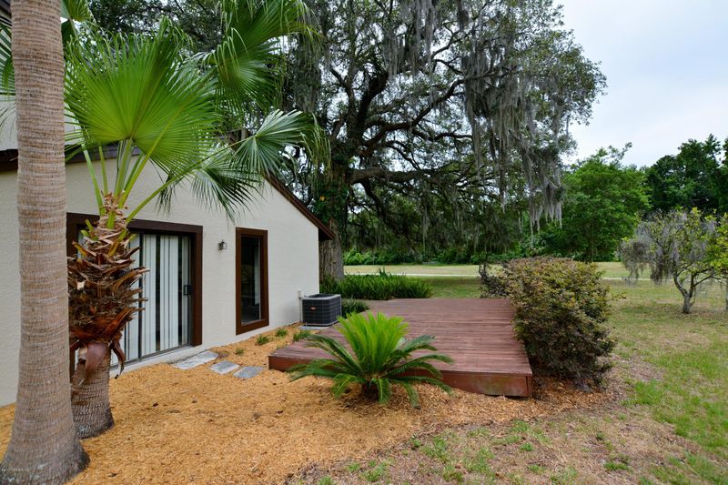 7958 Linkside Dr, Jacksonville, FL 32256