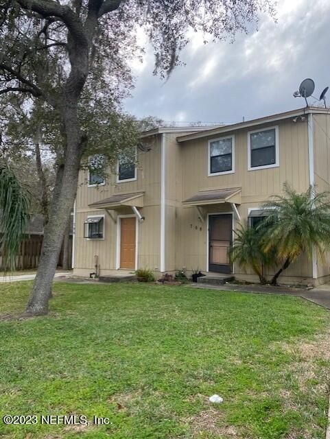796 798 Main St, Atlantic Beach, FL 32233