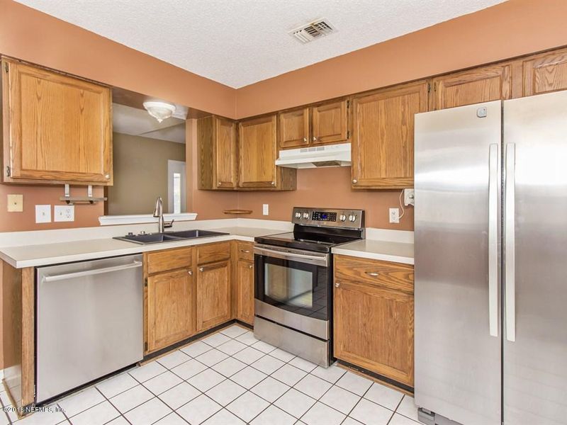 7961 Amandas Crossing Dr E, Jacksonville, FL 32244