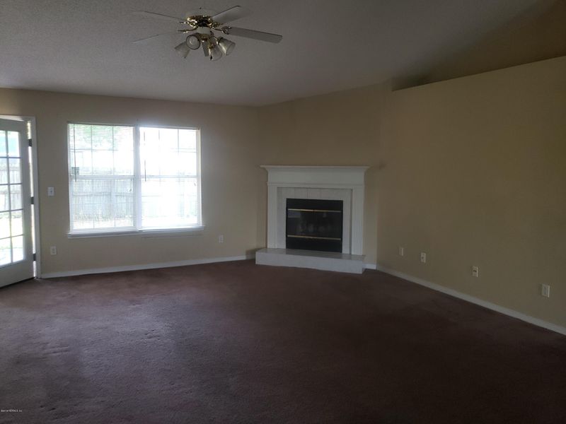7972 Vivera Ct, Jacksonville, FL 32244