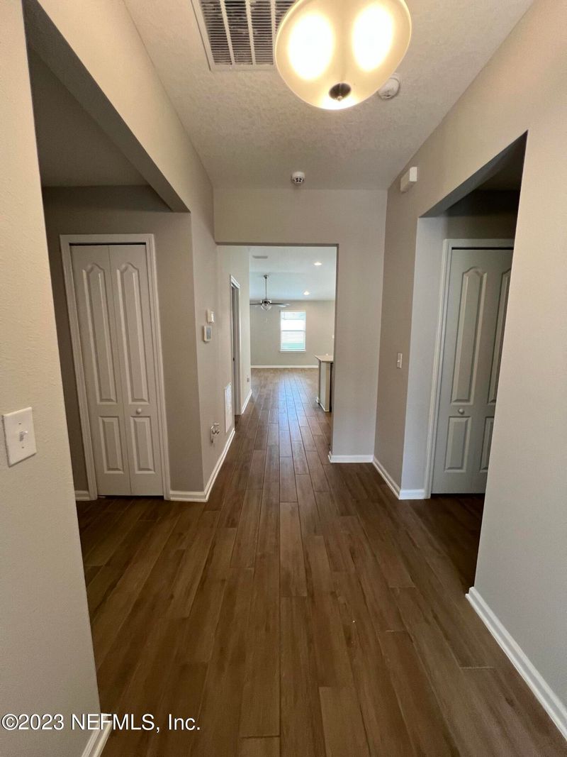 7997 Island Fox Rd, Jacksonville, FL 32222
