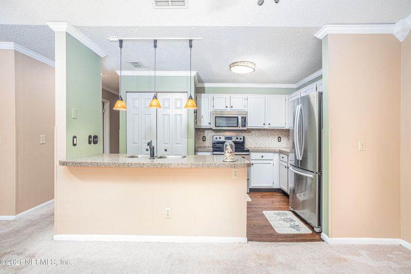 8 Catalonia Ct, St Augustine, FL 32086