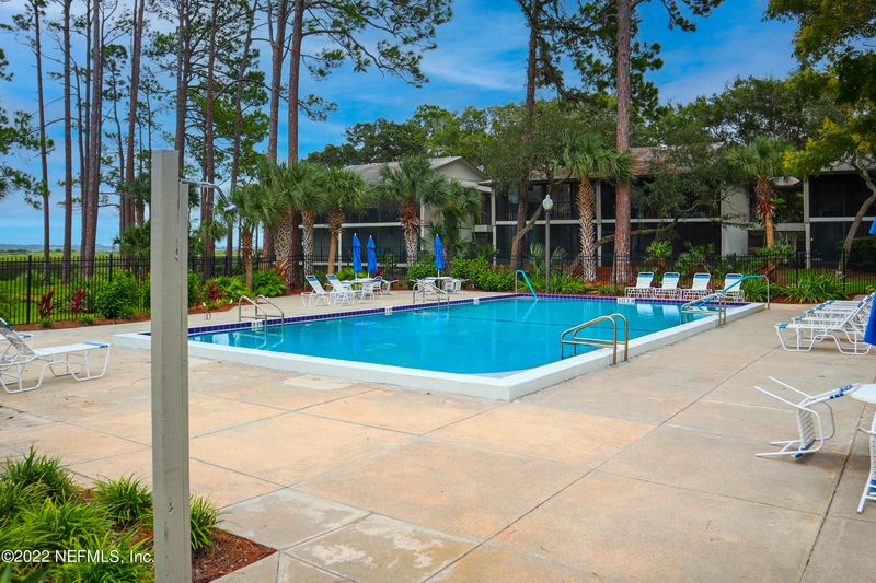 8 Navarra Ct S, St Augustine, FL 32086
