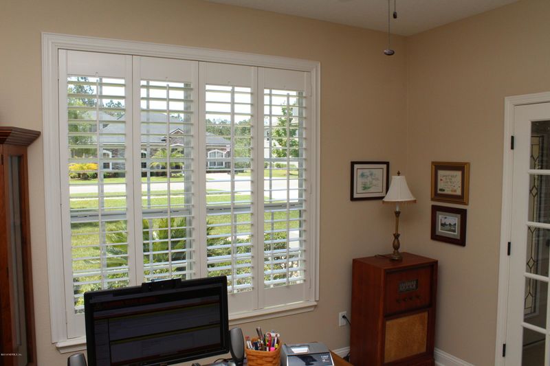 800 Nottage Hill St, St Johns, FL 32259