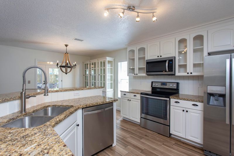 800 Sugarcane Ave, St Augustine, FL 32095