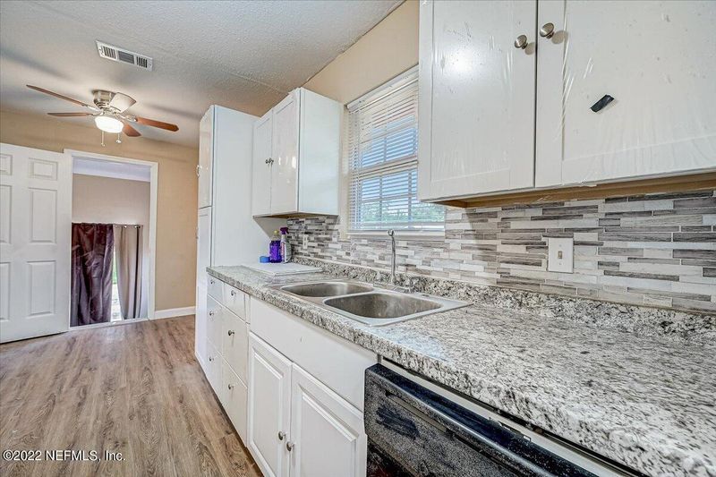 8005 Tarling Ave, Jacksonville, FL 32219