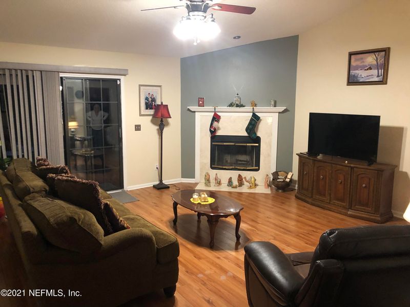 8009 Mactavish Way E, Jacksonville, FL 32244