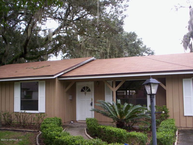 8020 Ebersol Rd, Jacksonville, FL 32216