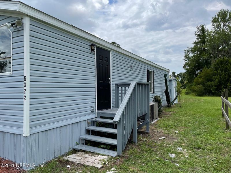 8022 Buttercup St, Jacksonville, FL 32210