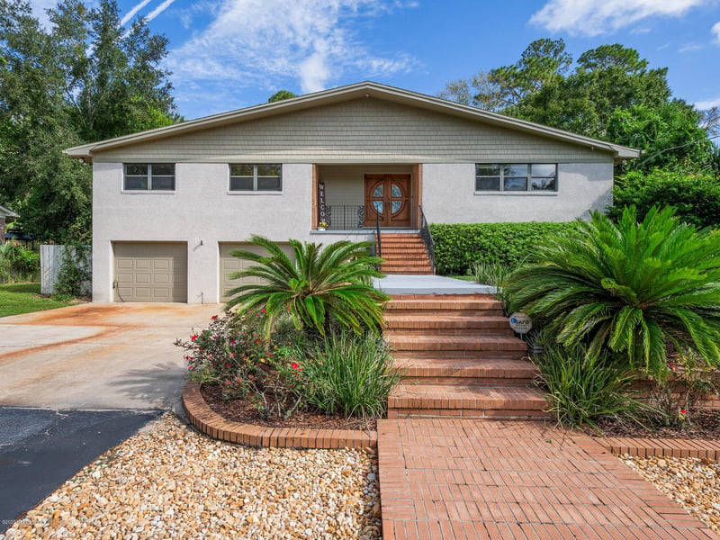 8037 Tara Ln, Jacksonville, FL 32216