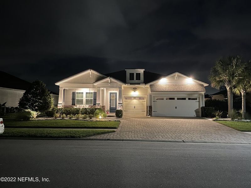 804 Montague Dr, St Johns, FL 32259