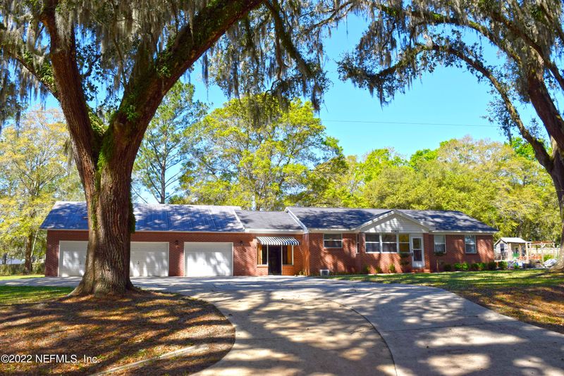 8041 Hogan Cove Dr, Jacksonville, FL 32221