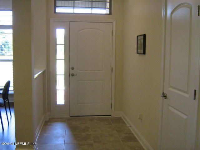 8043 Sierra Oaks Blvd, Jacksonville, FL 32219