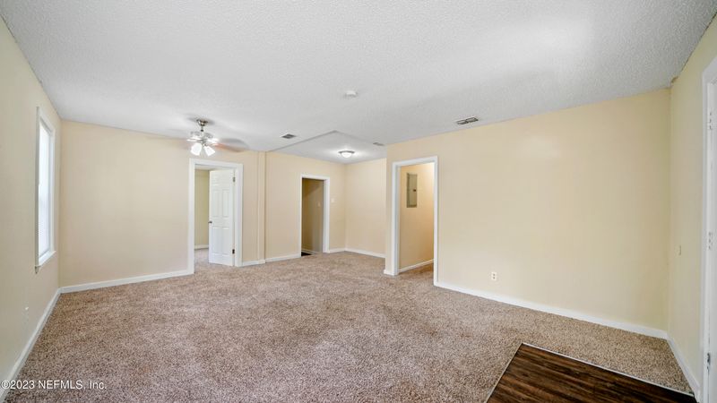 8045 Lexington Dr, Jacksonville, FL 32208