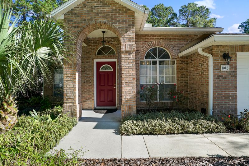 805 Harbor Winds Dr, Jacksonville, FL 32225