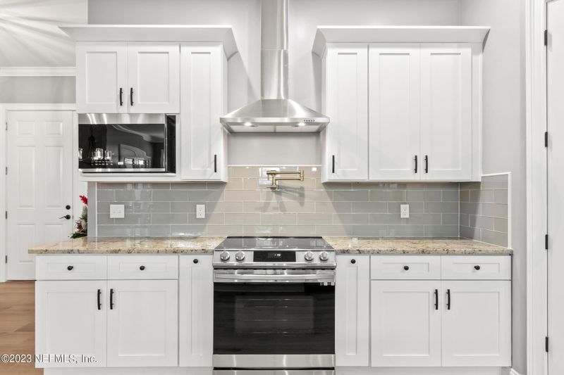 805 S Saint Augustine South Dr S, St Augustine, FL 32086