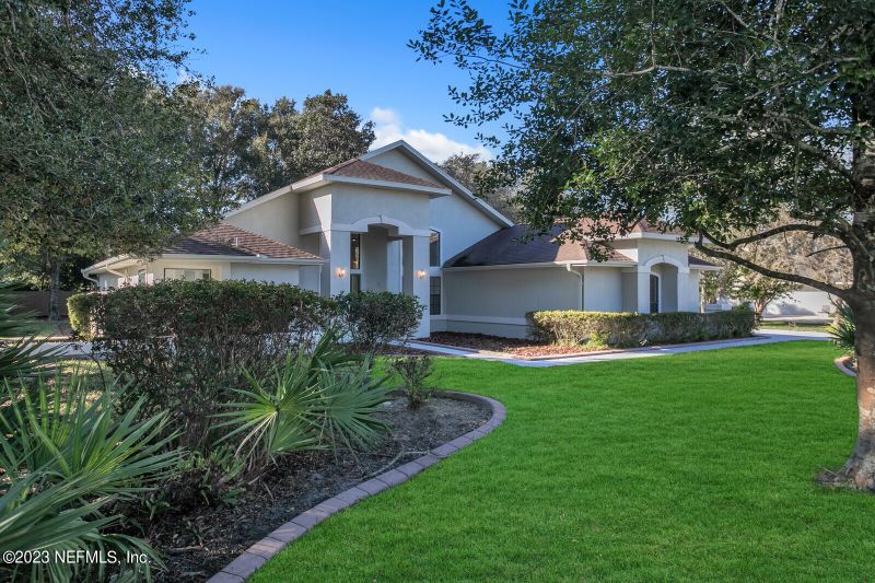 805 White Eagle Cir, St Augustine, FL 32086