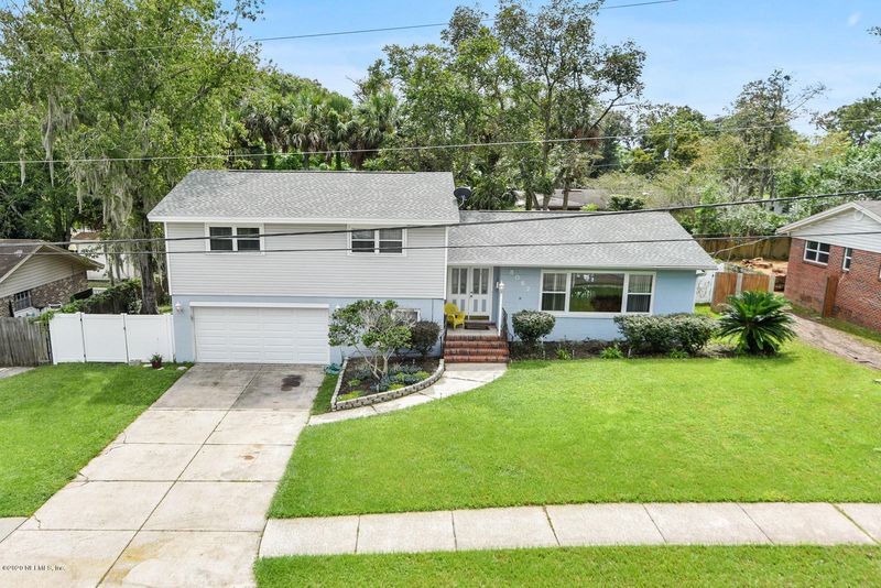 8052 Alderman Rd, Jacksonville, FL 32211