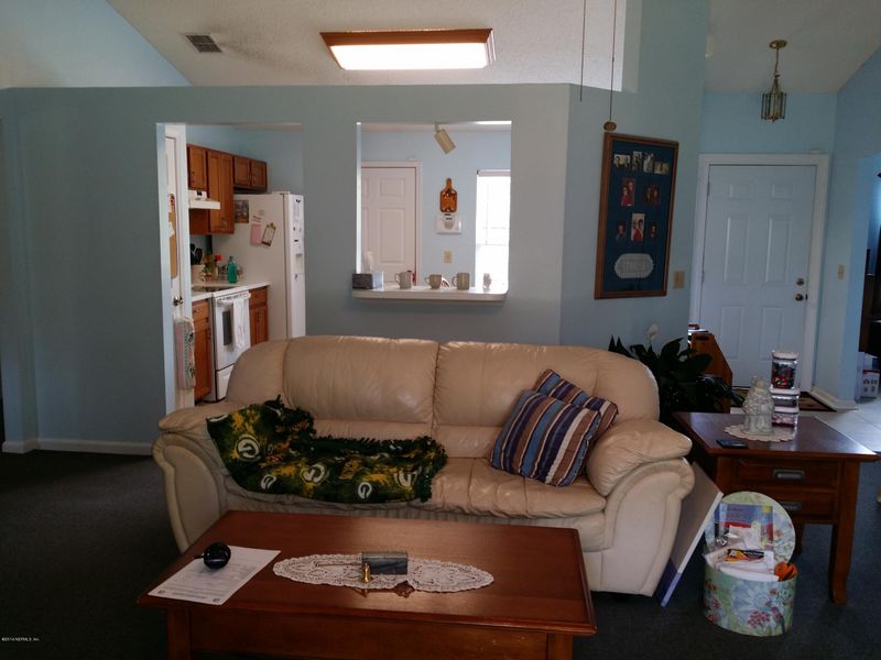 8052 Queensferry Ln, Jacksonville, FL 32244