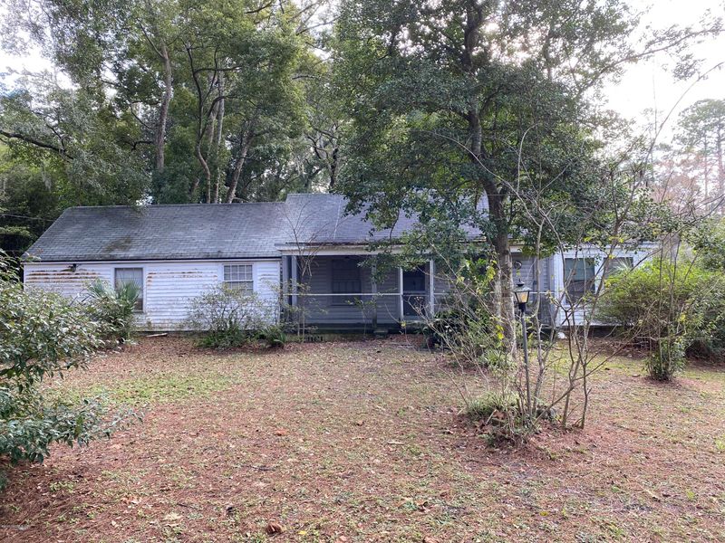 8056 Hogan Rd, Jacksonville, FL 32216