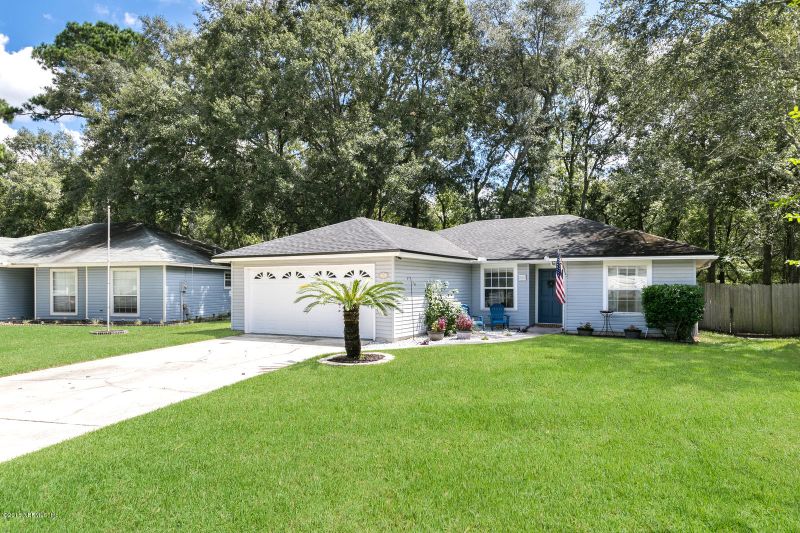 8063 Macdougall Dr E, Jacksonville, FL 32244