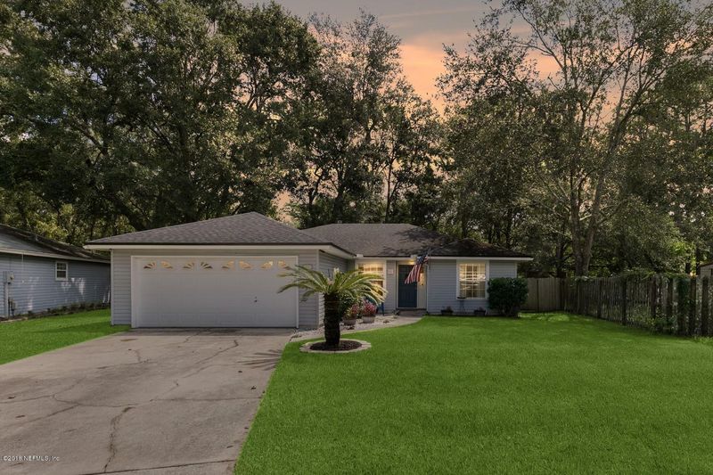 8063 Macdougall Dr E, Jacksonville, FL 32244