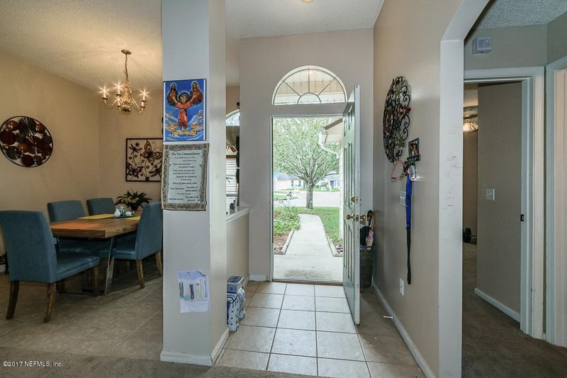 8065 Beaver Creek Dr, Jacksonville, FL 32210