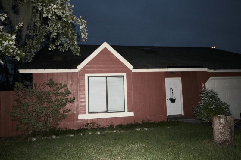 8072 Honeysuckle Ln, Jacksonville, FL 32244