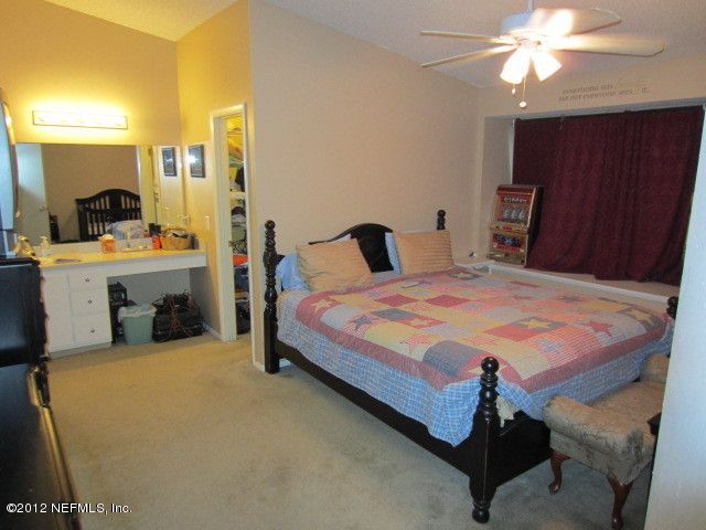 8073 Weather Vane Dr, Jacksonville, FL 32244