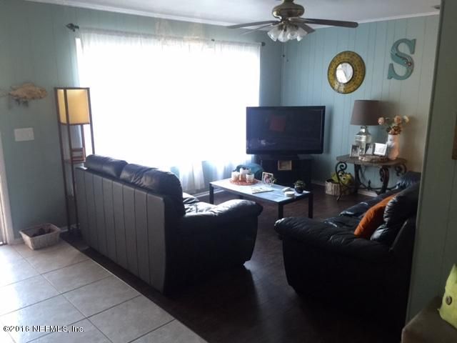 8074 Joffre Dr, Jacksonville, FL 32210