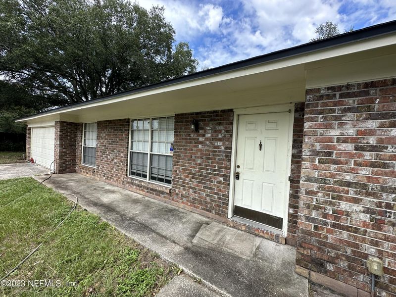 8075 Bramble Ct, Jacksonville, FL 32210