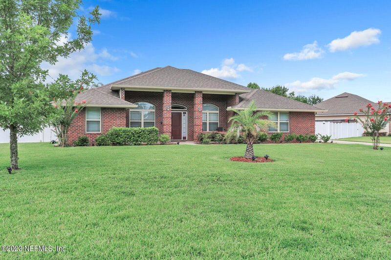 8076 Sierra Oaks Blvd, Jacksonville, FL 32219