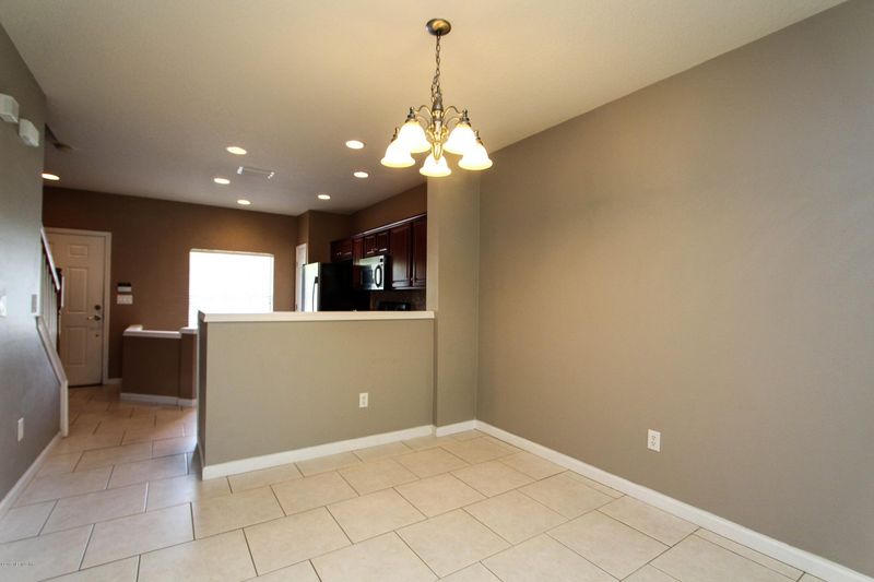 8082 Summer Bay Ct, Jacksonville, FL 32256
