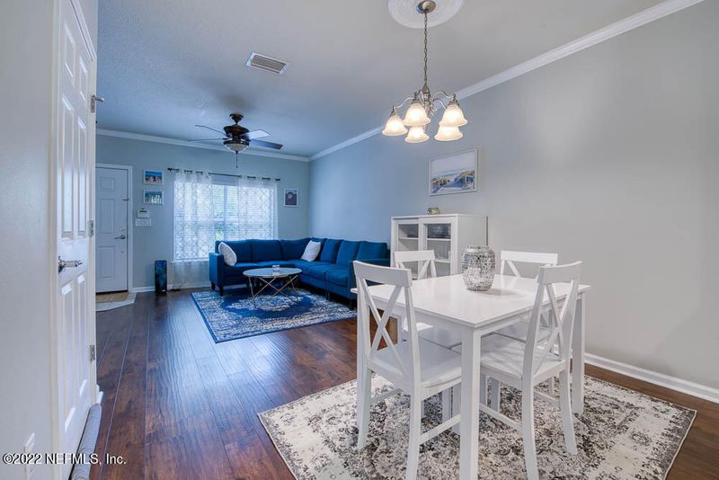 8089 Summerside Cir, Jacksonville, FL 32256