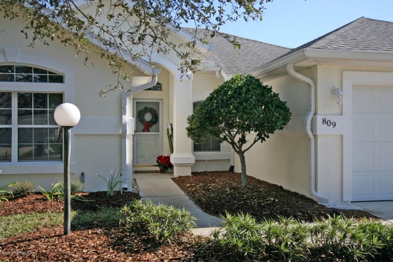 809 Captains Dr, St Augustine, FL 32080