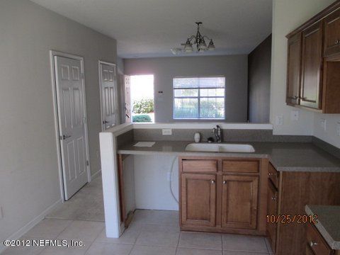 8098 Summer Bay Ct, Jacksonville, FL 32256