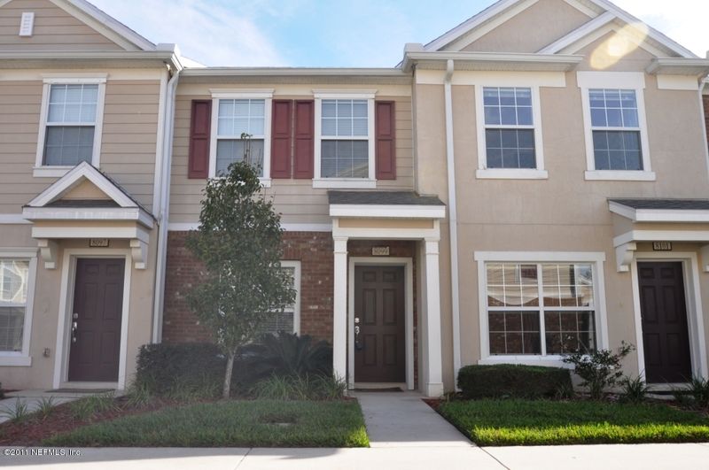 8099 Summer Bay Ct, Jacksonville, FL 32256