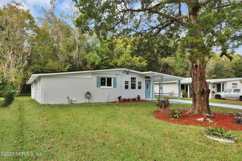 810 Le Brun Dr, Jacksonville, FL 32205