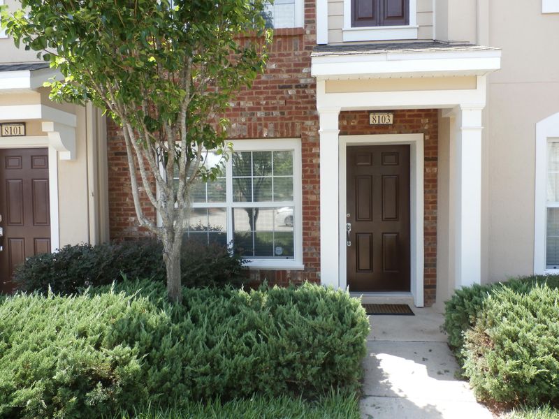 8103 Summer Point Ct, Jacksonville, FL 32256