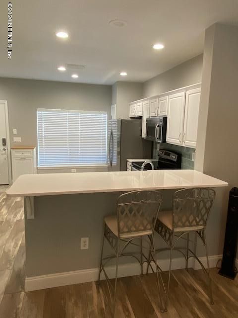8105 Summer Bay Ct, Jacksonville, FL 32256