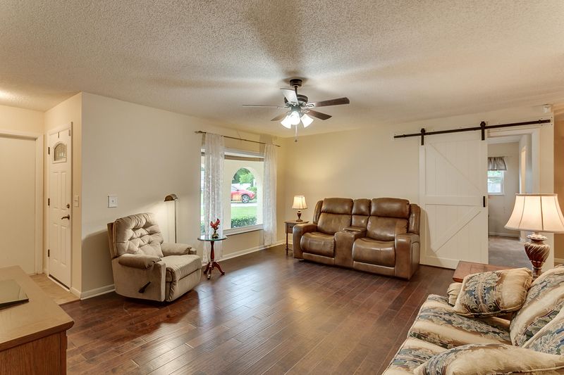 8106 Coleridge Ct, Jacksonville, FL 32244