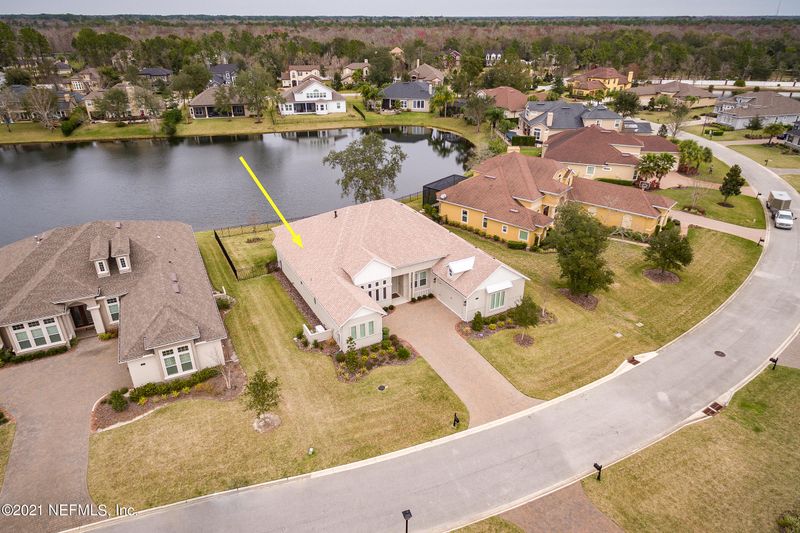 811 E Dorchester Dr, St Johns, FL 32259