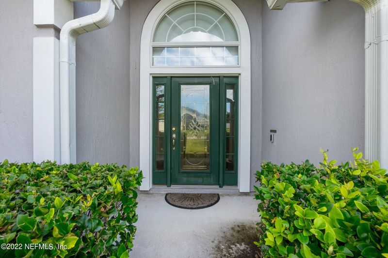 811 E Red House Branch Rd, St Augustine, FL 32084