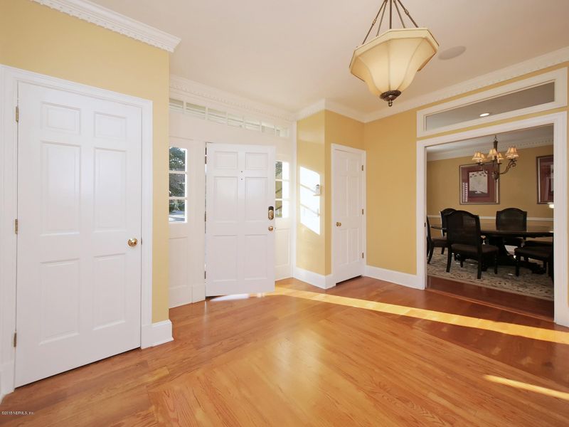 8113 Sabal Oak Ln, Jacksonville, FL 32256