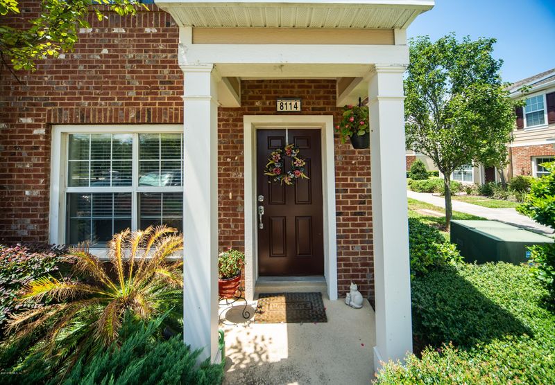 8114 Summergate Ct, Jacksonville, FL 32256