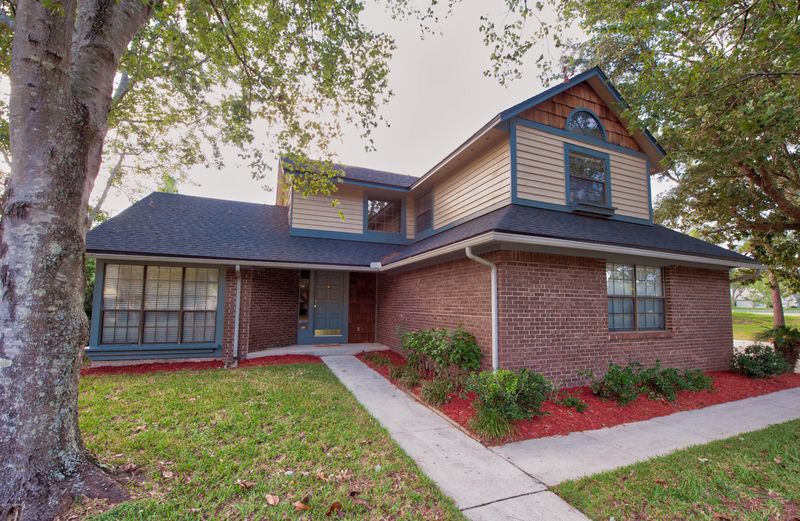 8119 Spencers Trace Dr, Jacksonville, FL 32244