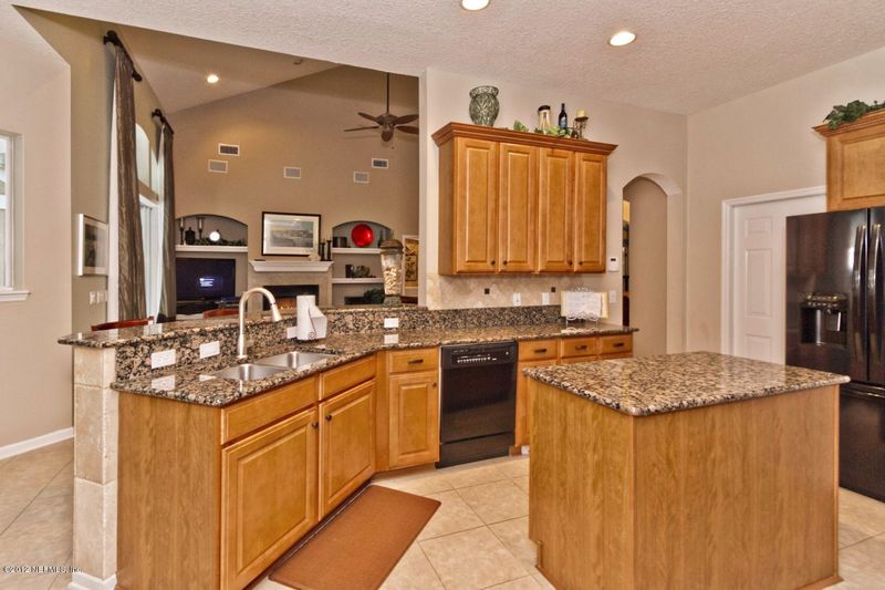 812 Cypress Crossing Trl, St Augustine, FL 32095