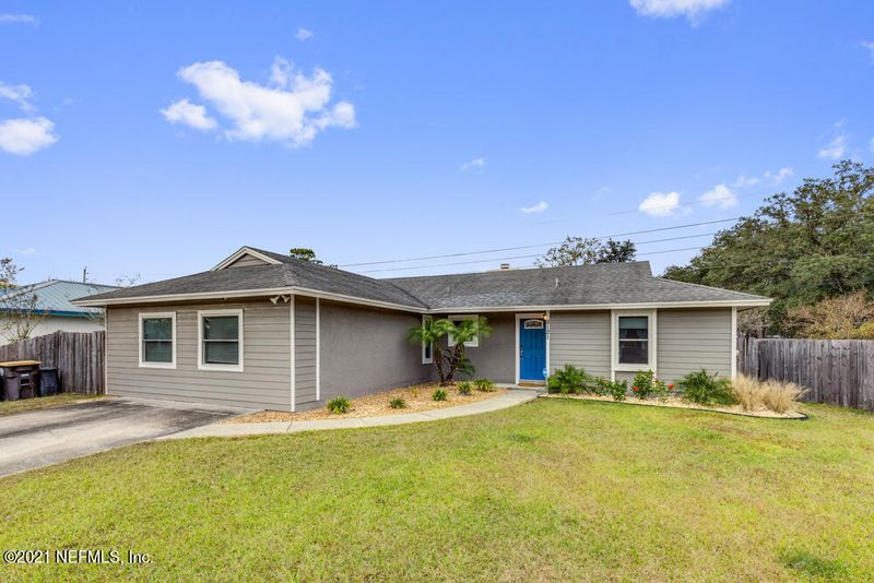 8121 Sable Woods Dr N, Jacksonville, FL 32244