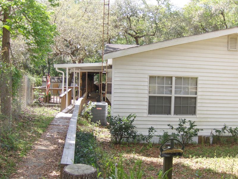 8126 County Line Rd, Melrose, FL 32666