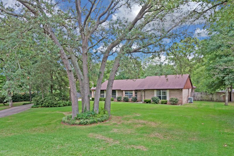 8127 Niska Trl, Jacksonville, FL 32244